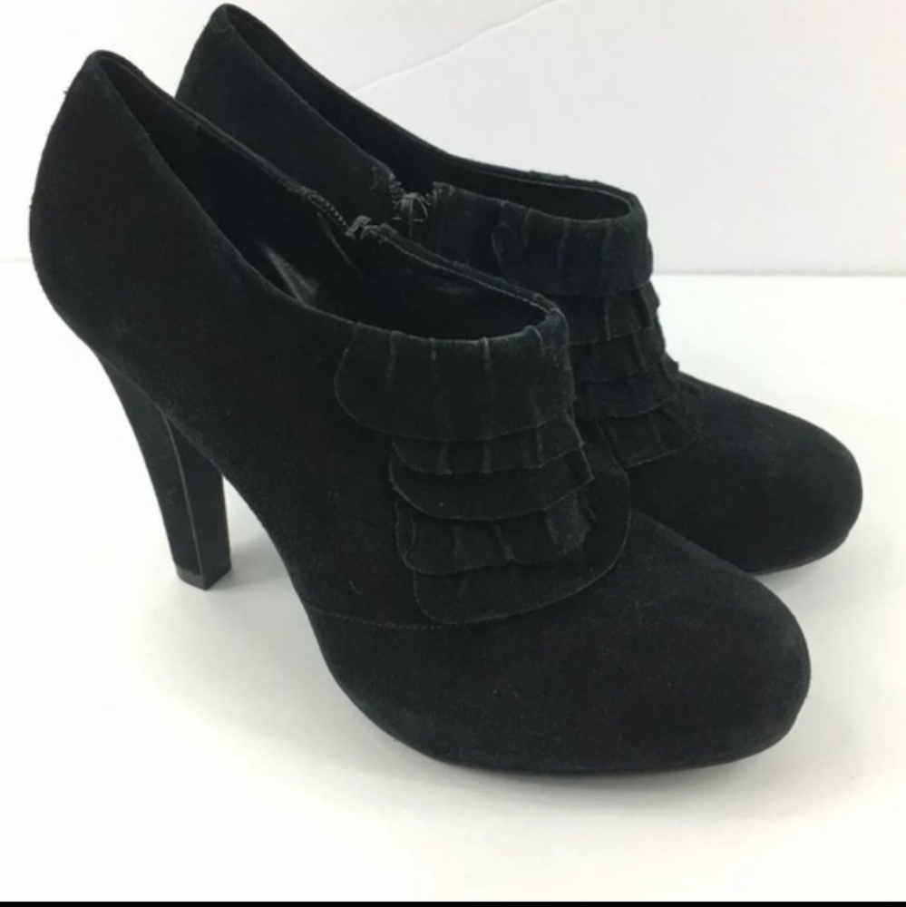 Gianni Bini Booties Black